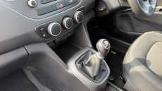 Hyundai i10 1.0 SE 5dr Petrol Hatchback